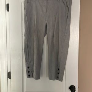 CHARTER CLUB WOMAN Classic Fit Crop Pant Size 18W